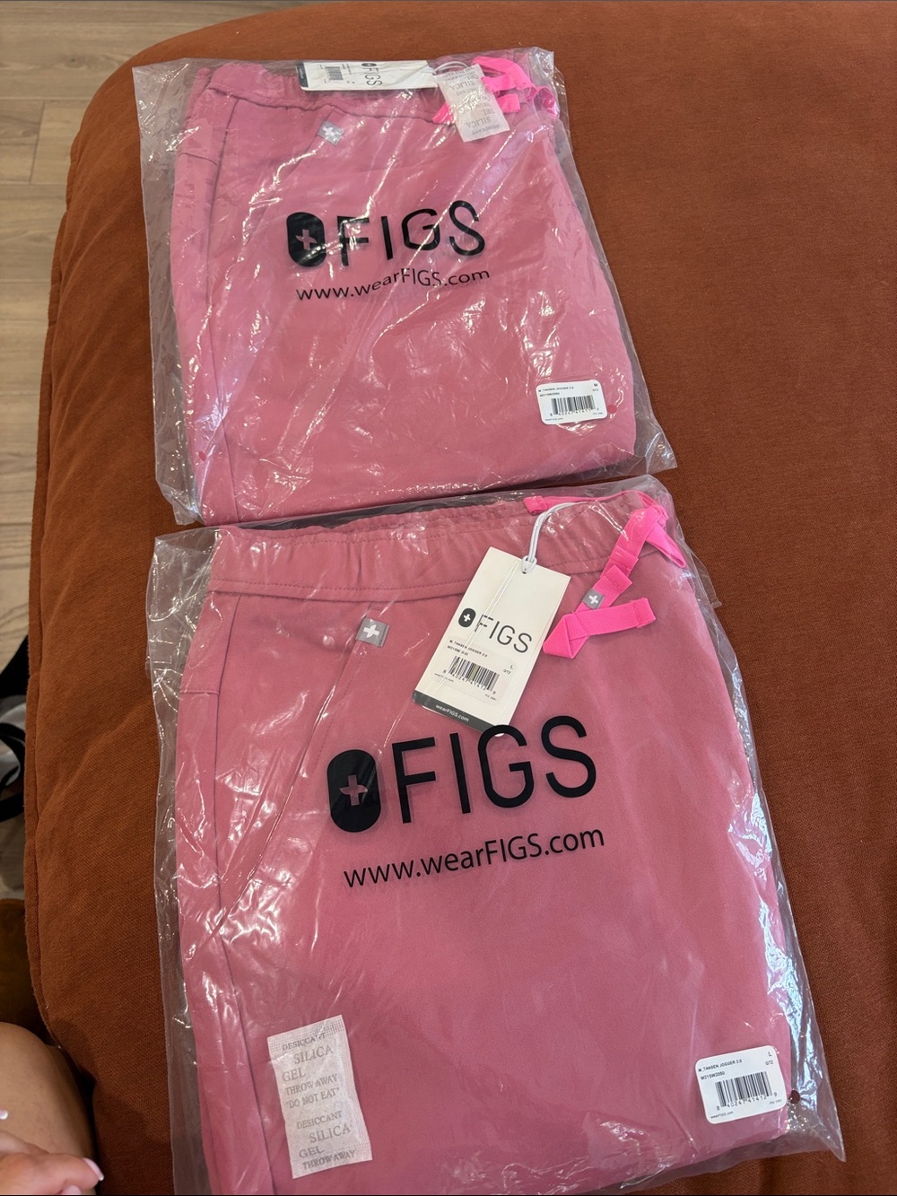 Figs Mens Rose Pink Scrub Pants L and M